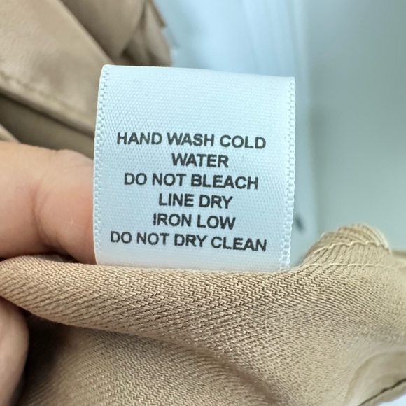 HYFVE brand new with tag trench coat with removable belt size large - Picture 12 of 12